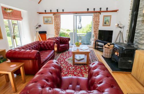 Llanfair-Dyffryn-Clwyd House | The Barn at Waen y Ffynnon