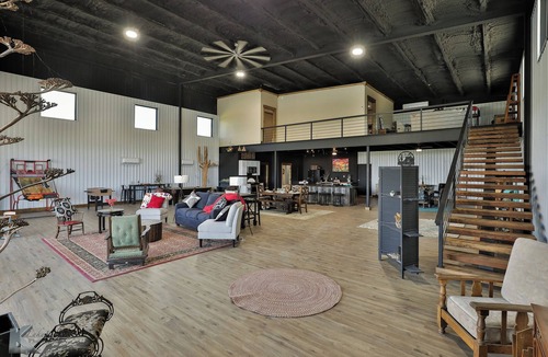 Abilene House | The Barn at Wayward Crossing