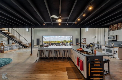Abilene House | The Barn at Wayward Crossing