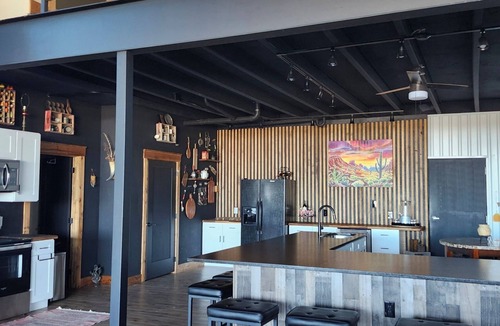 Abilene House | The Barn at Wayward Crossing