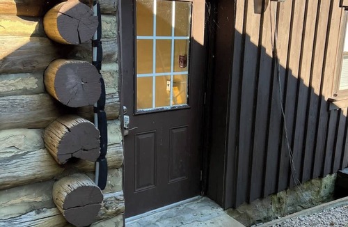 Wendover Apartment | The Barn at Wendover - 4 BR 2 BA