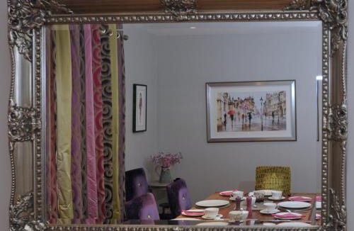 Chiddingstone Hoath Bed & Breakfast | The Barn At Woodview