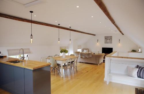 Bourne Apartment | The Barn @Bourne Eau House
