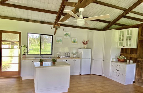 Coolabine House | The Barn Escape