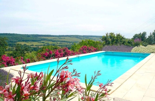 Montoillot House | The Barn for 6/7 people