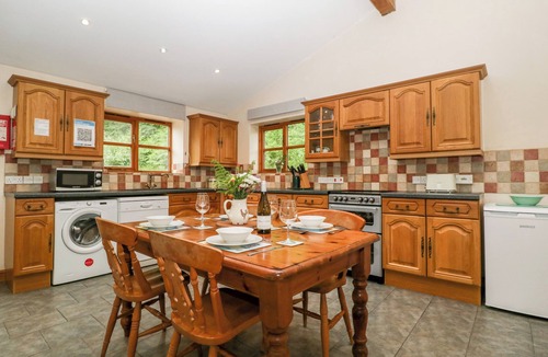 North Perrott Cottage | The Barn