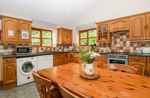 North Perrott Cottage | The Barn