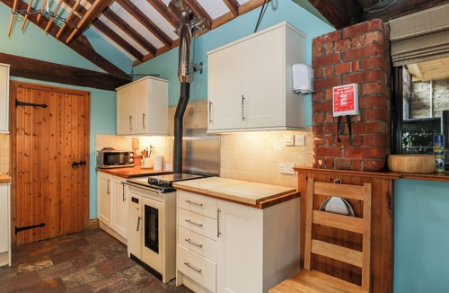 Chippenham Cottage | The Barn