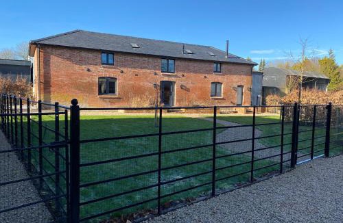 Alton Barnes House | The Barn