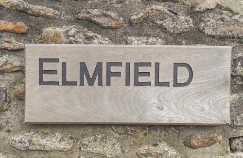 Buckerell House | The Barn