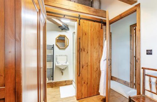 Oakworth House | The Barn