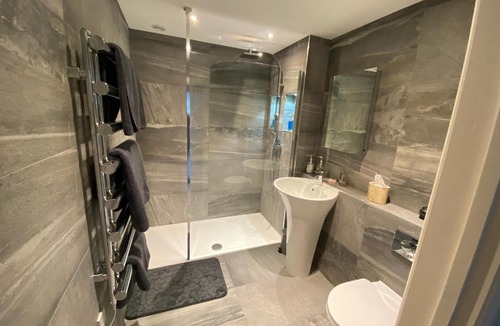 North Marston Apartment | The barn