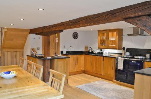 West Meon House | The Barn