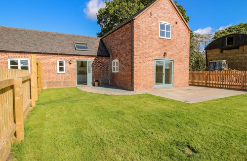 Stanton Upon Hine Heath Cottage | The Barn