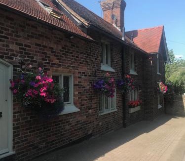 Stourbridge House | The Barn