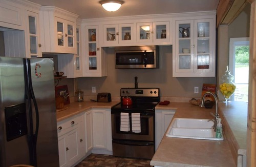 Hendersonville House | The Barn in Hendersonville