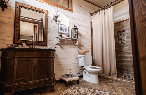 Sutherland Springs Other | The Barn Loft