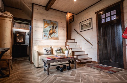 Sutherland Springs Other | The Barn Loft