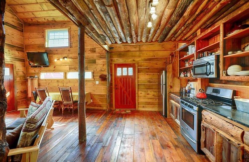 Pocono Lake House | The Barn on Stoney Hollow