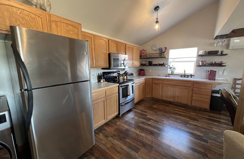 Post Falls House | The Barn: Quiet, private, close to town, hot tub & spacious views.