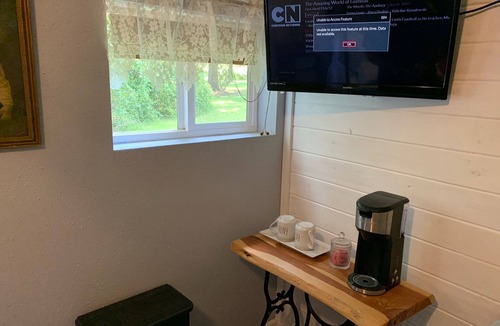 Tallahassee Apartment | The Barn - Studio Apartment