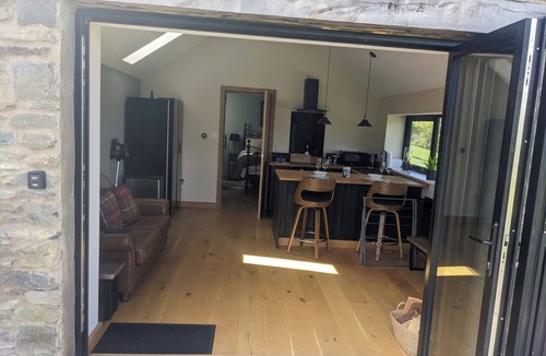 Llandrillo House | The Barn @ Tyn y Ffridd , great views,n WiFi, log burner