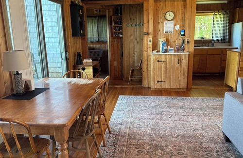 Brooklin Cabin | The Barnacle on Flye Point