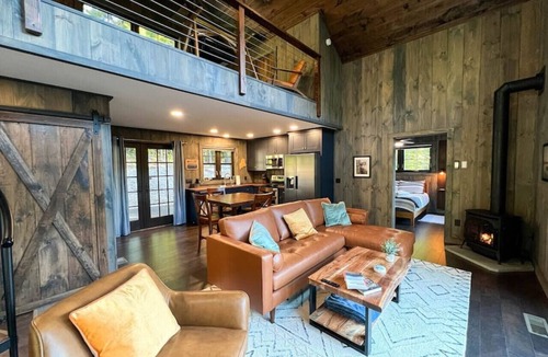 Bridgton Cabin | The Barnhaus | Unique 5-Star Experience | Luxe