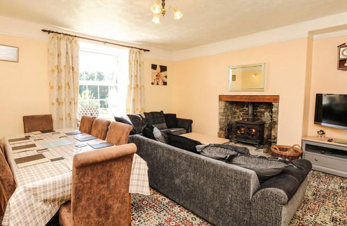 Littleham Cottage | THE BARTON, pet friendly, with open fire in Bideford