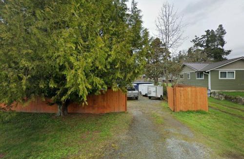 Edgewood Ski Chalet | The basics in Edgewood