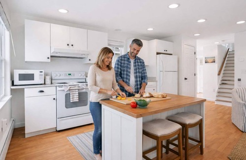 Newburyport House | The Basin House Walk to Beach 10 Mins Downtown