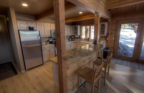 Kings Beach House | The Bass Chalet 3 Bedroom Home by RedAwning