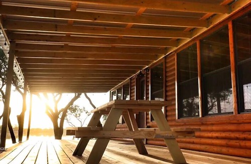 Breckenridge Cabin | The Bass Hall Casita on Hubbard Shores