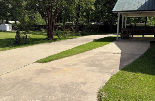 Alba House | The Bass Shack near Lake Fork Marina