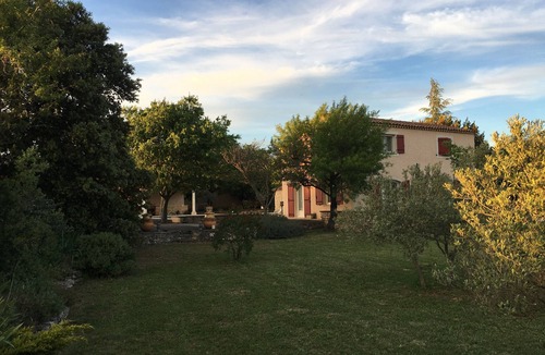 Cabrieres-d'Avignon House | The Bastide des Coutilles