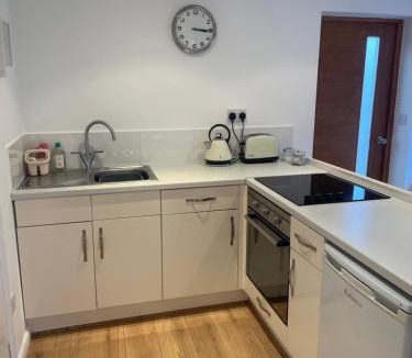 Thorverton Apartment | The Batch