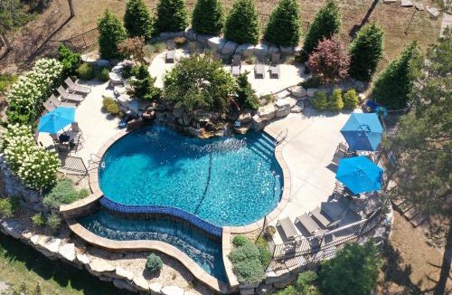 Indian Point Villa | The Bavarian Village Resort