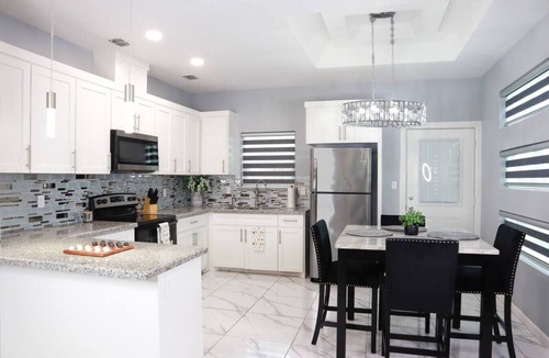 Alamo Apartment | The Baveline Suite In San Juan