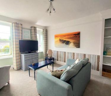 Stratton Apartment | The Bay