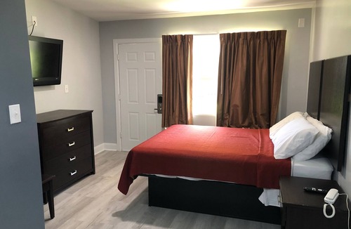 Norfolk Hotel | The Bay Inn