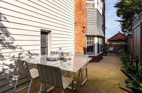 Neutral Bay Apartment | The Bay Retreat II