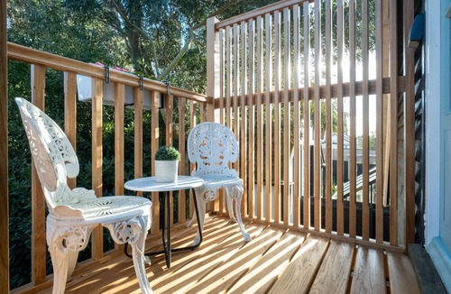 Thorpeness Cottage | The Bay Tree Studio - sleeps 2 guests in 1 bedroom