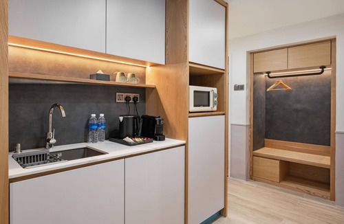 Pantai Tengah Hotel | The Bayou Hotel Langkawi