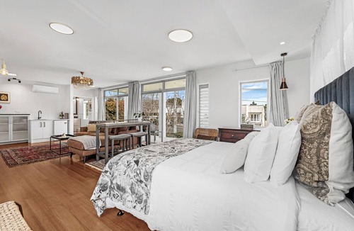 Kohimarama Bed & Breakfast | The Bays bed and Breakfast