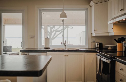 South Glengarry Cottage | The Bayview Cottage