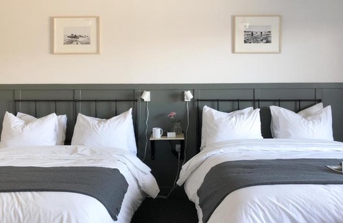 Fort Frances Hotel | The Bayview Motel - Fort Frances, ON - Lakeside Motel