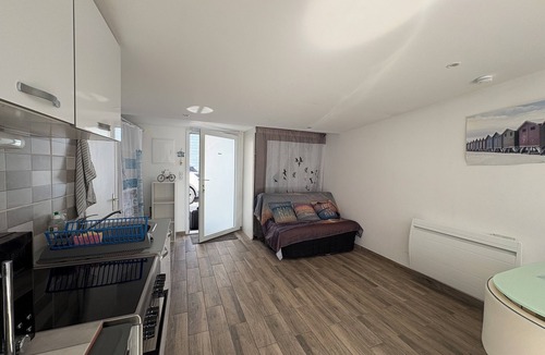 Batz-sur-Mer House | the beach cabin located near the tourist route
