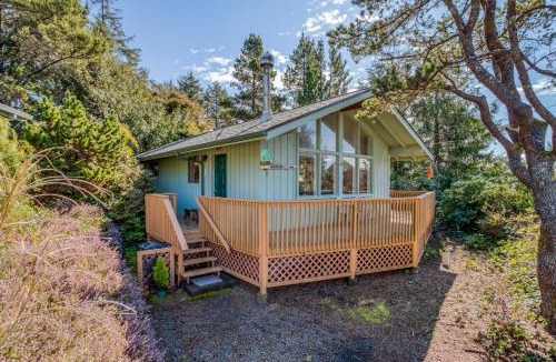 Manzanita House | The Beach Cabin MCA 736 - Meredith Lodging