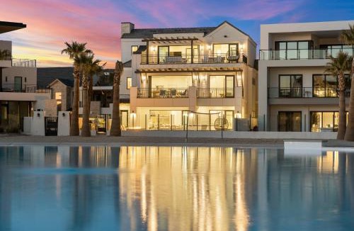 St. George House | The Beach Front Max home