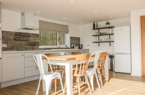 Perranporth House | The Beach Halt